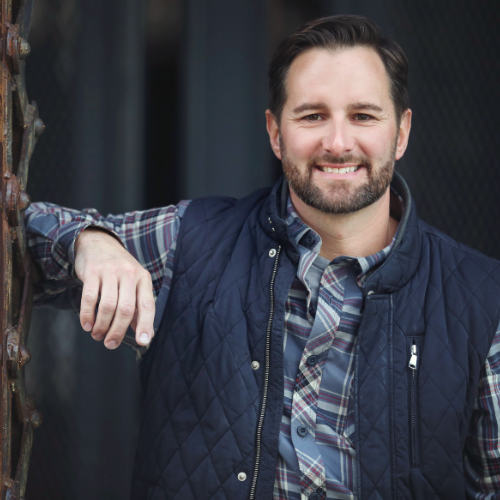 Jessie Kath Headshot square