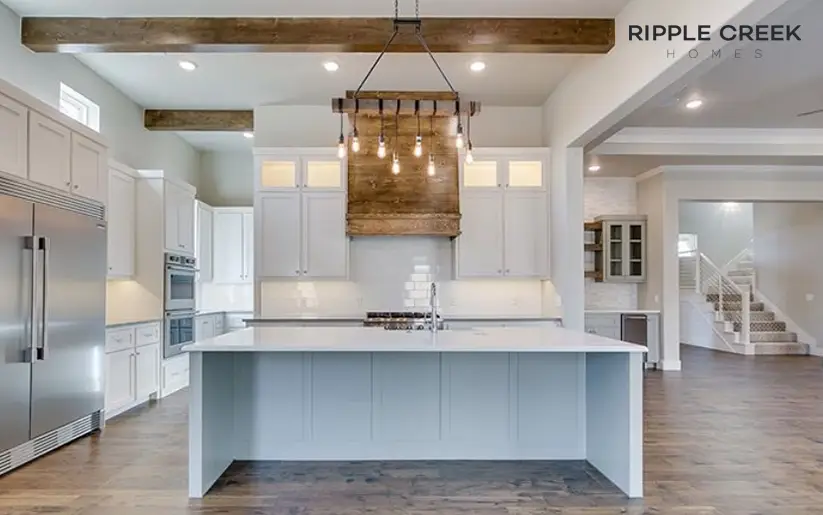 Ripple Creek Homes - White Kitchen