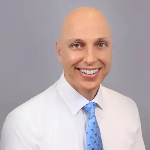 Alex Barthet headshot