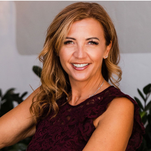 Rebecca Hidalgo Rains headshot