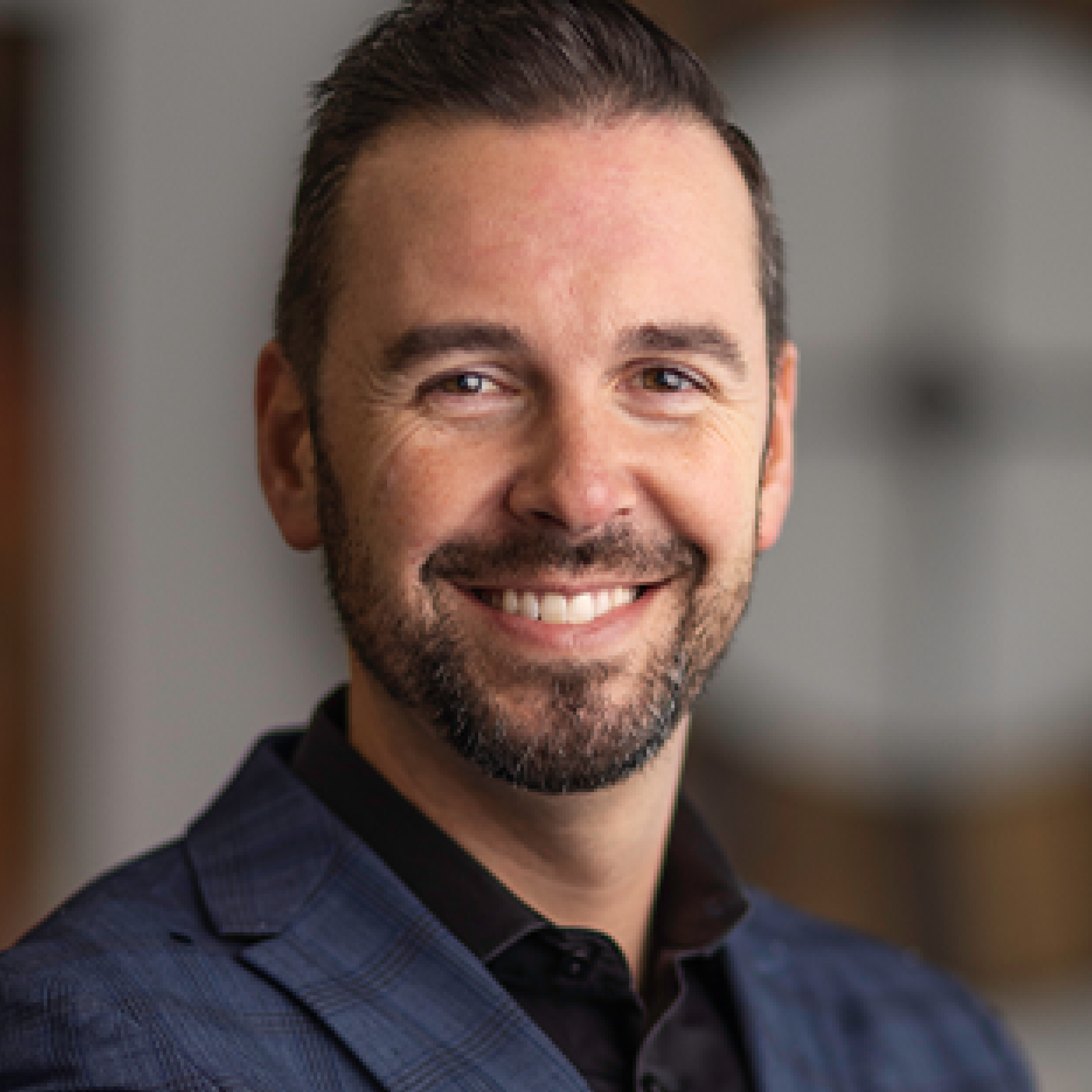 Bob Gauvreau headshot