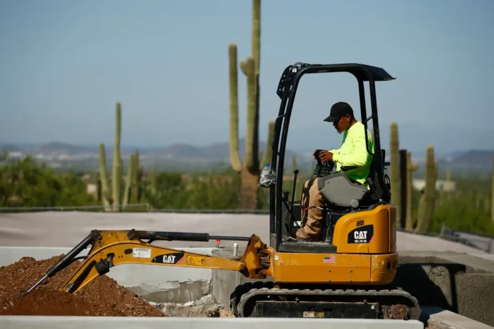 Arizona Construction Growth in 2026: How Builders Can Scale | Buildertrend⏐Buildertrend