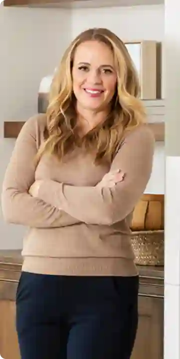 How to create a construction project schedule: Best practices, templates and pro tips 4 Katie Kath headshot