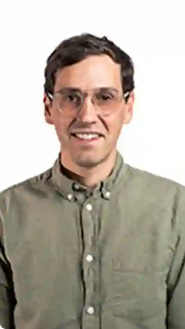 Kevin Mond headshot